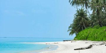 2 Pantai Indonesia Masuk 50 Pantai Terbaik Dunia 2025 (foto/Pulau Palambak, worlds50beaches)