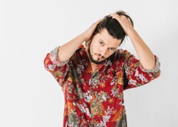 Tip Merawat Rambut Pria: Atasi Ketombe dan Rontok