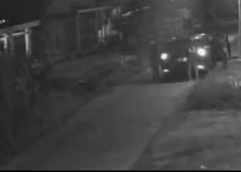 Aksi Pencuri Spesialis Diesel Traktor di Jombang Terekam CCTV