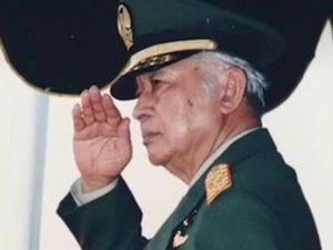 Cerita Soeharto Saat Diminta Berhenti Nyapres
