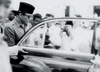 Presiden Soekarno atau Bung karno yang pernah digoyang dengan politik uang