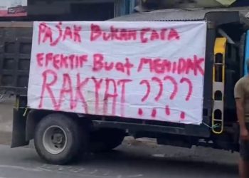 Aturan Pajak Tambang di Blitar Bikin Sopir Truk Meradang