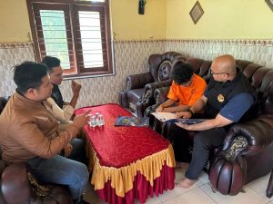 imigrasi blitar menangkap WN Malaysia di Tulungagung