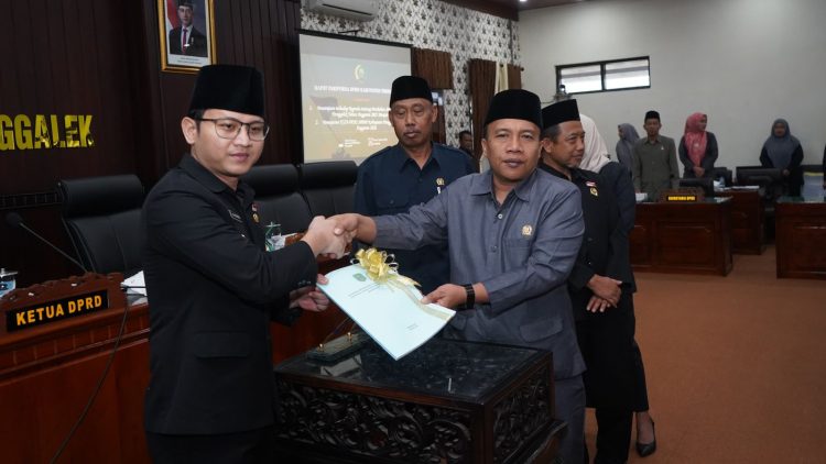 Perubahan APBD 2025 Disetujui, DPRD dan Pemkab Trenggalek Sepakat Dorong Percepatan Pembangunan