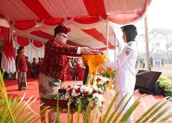 Upacara Kemerdekaan RI Ke-80, Mas Dhito Ajak Masyarakat Jaga Spirit Perjuangan Pahlawan