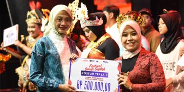 Malam Puncak Festival Omah Sawah 2025, Mbak Wali: Kemerdekaan Bukan Hadiah, Tapi Perjuangan, Terus Berkarya Untuk Negeri. Foto : Dok. Pemkot Kediri