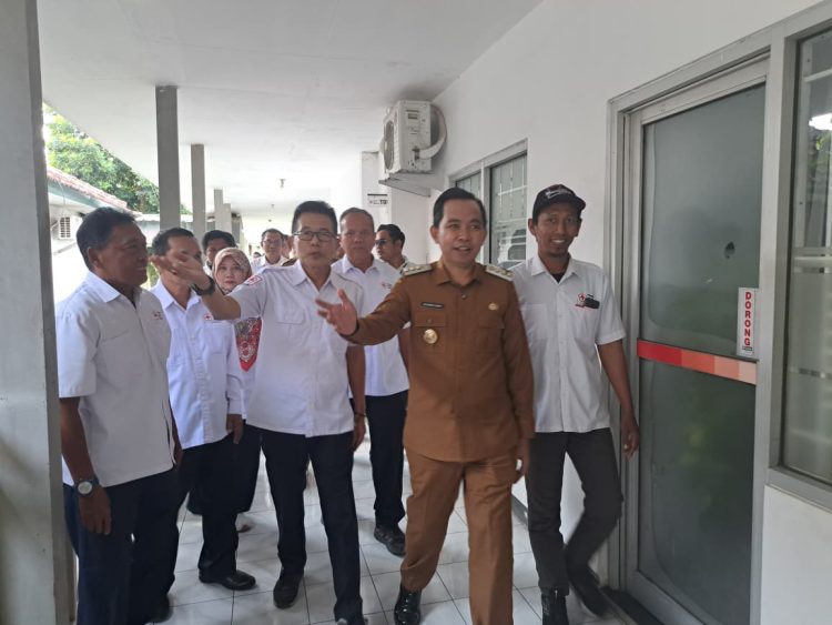 Usai Tunjuk Plt PMI Jember, Gus Fawait Dorong Donor Darah Masuk Pesantren dan Desa