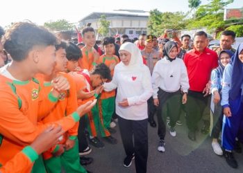 Khofifah Pastikan Tak Ada Pungli di Sekolah Negeri