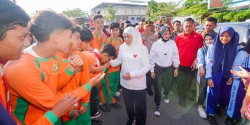 Khofifah Pastikan Tak Ada Pungli di Sekolah Negeri