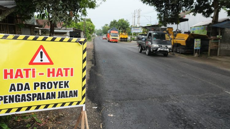 Pemkab Kediri Genjot Peningkatan Kemantapan Jalan Hingga 89 Persen