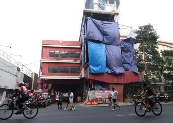 Mulai Rapuh, Jembatan Tunjungan Surabaya Dibongkar