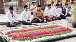 Kaesang Pangarep ziarah ke makam Gus Dur di Ponpes Tebuireng Jombang
