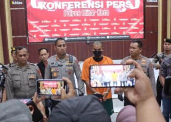 pelaku pembunuhan perempuan yang ditemukan tewas di kos Blitar