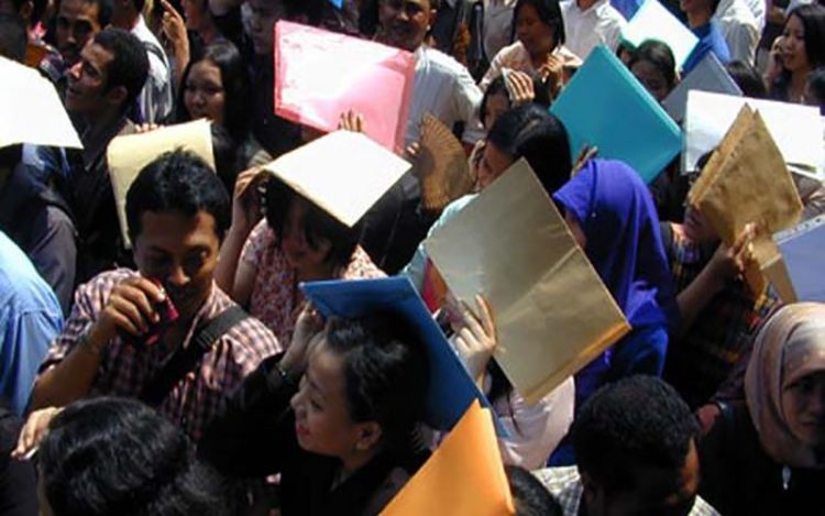 Lulusan SMK Dominasi Pencari Kerja Kota Kediri, Lowongan Minim