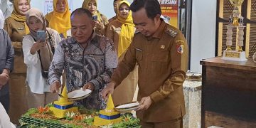 Bupati Jember, Muhammad Fawait bersama Achmad chotib, staff ahli Bidang transformasi digital kp2mi