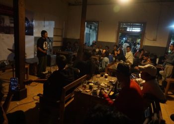 Aktivis dan Seniman Kediri Tuntut Pembebasan Sam Oemar