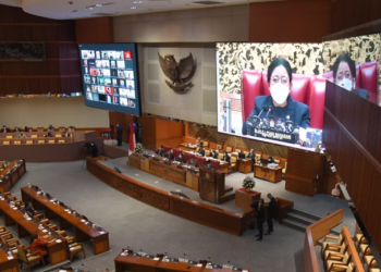 Membangun Anggota DPR yang Aspiratif Melalui Poster