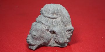 Arca Kepala Ganesha Ditemukan Dua Siswa SMKN 1 Ngasem