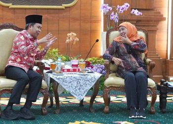 Bupati Jember, Muhammad Fawait saat bertemu Gubernur Jawa Timur Khofifah Indar Parawansa
