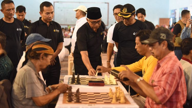 Buka Turnamen Catur Nasional Kajari Cup 2025, Gus Qowim Dorong Lahirnya Pecatur Berprestasi. Foto : Dok. Pemkot Kediri