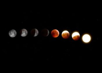 Penampakan blood moon atau gerhana bulan total bisa dilihat kasat mata