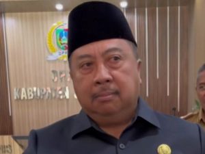 Mengaku Bupati Jombang minta uang dewan pendidikan