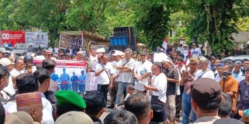 Aksi demo digelar ratusan massa di Tulungagung