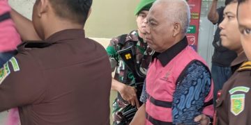 Kejari Tulungagung menahan tersangka korupsi di RSUD dr Iskak Tulungagung