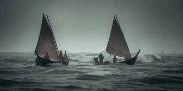 Perburuan ikan tuna dan hiu