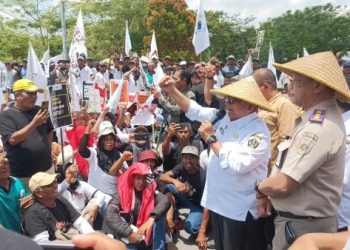 Massa aksi petani Blitar di Hari Tani Nasional