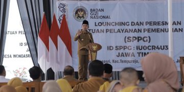 Bupati Jember Muhammad Fawait saat melaunching SPPG di Desa Wonoasri, Kecamatan Tempurejo
