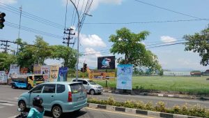 Proyek jalan baru di Trenggalek