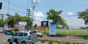 Proyek jalan baru di Trenggalek