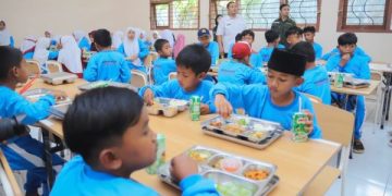 PGRI Trenggalek tolak guru dijadikan tester MBG