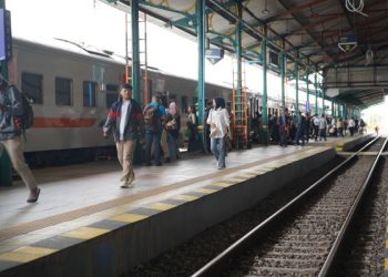 PT KAI daop 7 Madiun merayakan hari santri nasional 2025