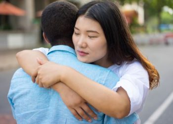 manfaat pelukan buat imun tubuh