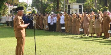 Pimpin Apel Pagi, Gus Qowim Ajak Pegawai Pemkot Kediri Nyalakan Kembali Semangat Juang