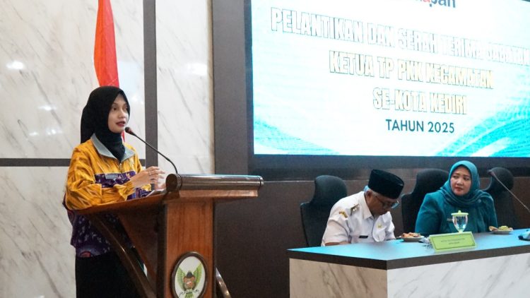 Pelantikan Ketua TP PKK Kecamatan se-Kota Kediri, Mbak Wali Berpesan PKK harus sinergis dan inovatif