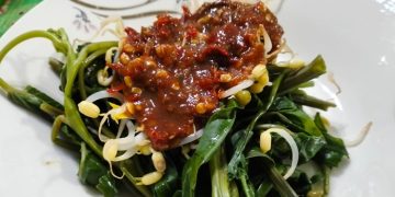 Pengalaman Makan Rujak Cirebon yang Lebih Egaliter Dibanding Rujak Surabaya