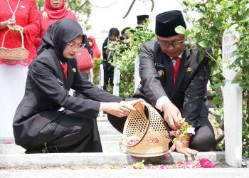 Peringatan Hari Pahlawan, Mbak Wali Ajak Generasi Muda Terus Bergerak dan Lanjutkan Perjuangan