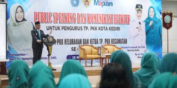Buka Pelatihan Public Speaking, Gus Qowim : Komunikasi Efektif Kunci Keberhasilan Program PKK
