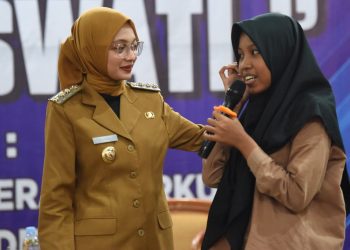 Mbak Wali Buka Sekolah Remaja Sehari PRAMESWATI, Perkuat Akhlak, Mental dan Kesehatan Remaja