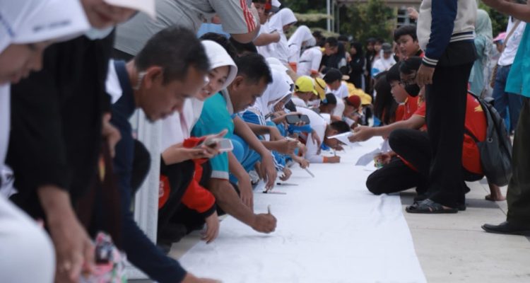 Jember Deklarasi Zero Bullying, Ning Ghyta Ajak Pelajar Bersatu Lawan Intimidasi