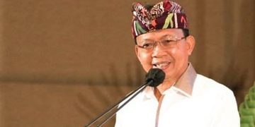 Gubernur Bali Hentikan Proyek Lift Kaca di Nusa Penida