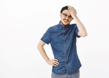 berdebat dengan orang bodoh