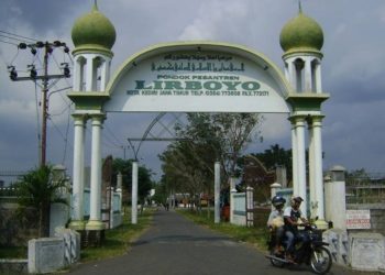 Gus Ipul dan Gus Yahya Bergiliran Sowan ke Lirboyo di Tengah Kemelut PBNU