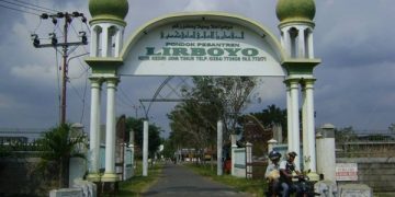 Gus Ipul dan Gus Yahya Bergiliran Sowan ke Lirboyo di Tengah Kemelut PBNU