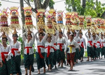 Galungan, Ketika Dharma Menang, Menyatu dalam Doa dan Tradisi