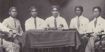 Sejarah Lahirnya Organisasi Kedaerahan di Indonesia yang Jauh dari Brengsek