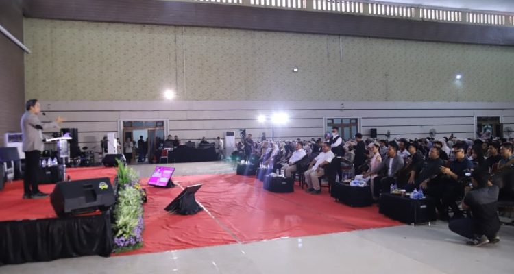 Entrepreneur Academy di Jember, Fawait Ajak Anak Muda Jadi Motor Kebangkitan Ekonomi